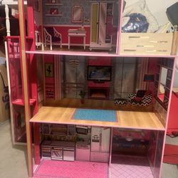 Barbie House