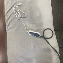 Pet heating pat 32”x20”
