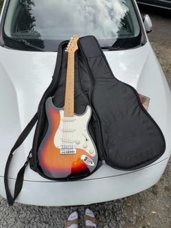 Electric Guitar Starter Bundle – Rockwood by Hohner, Gig Bag, Marshall Speaker, Fender Cable – $180 OBO
