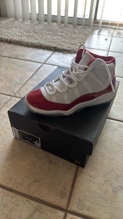 Jordan 11s youth