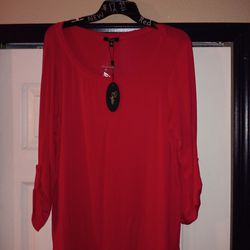 Red Cupio Blouse (XL)  QUARTER SLEEVE w Button 