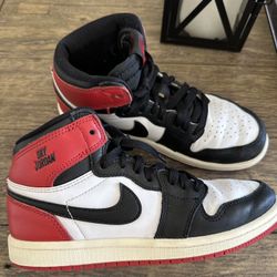 Youth Jordan’s Size 3