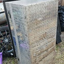 Tool Boxes For Sale UWS Brand I have The Keys Too All Tool Boxes They All Close And Lock Like They Should I went To A Normal ToolBox 250 Obo For All 