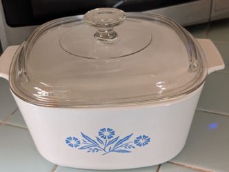 Vtg Corning Ware Cornflower Casserole Dish