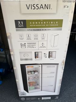 Mini fridge or freezer