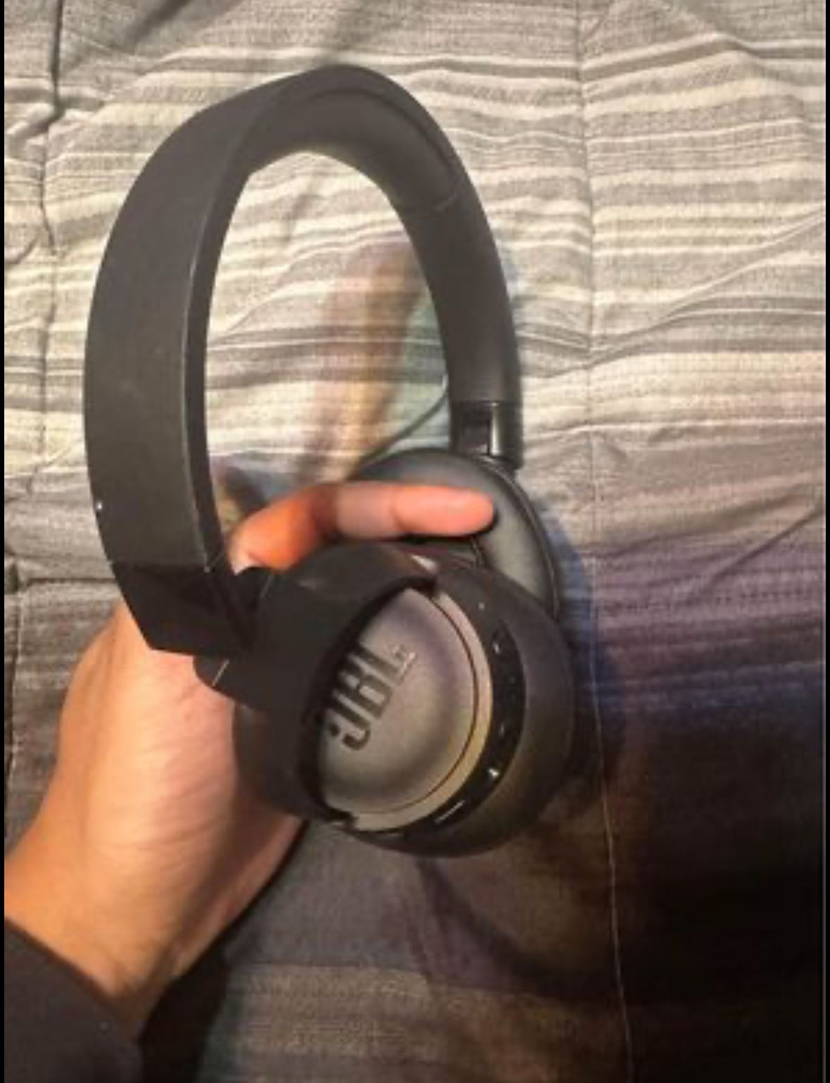 JBL Tune 770 NC