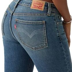 Levi's Women's Denim Pants Size 26, 27, 28 and 32 $25 EachNWT
