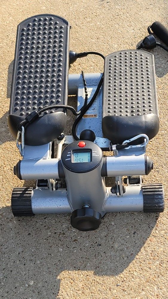 Weider Digital Stepper With Ropes
