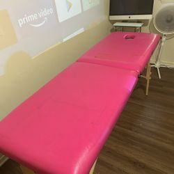 Massage Table 
