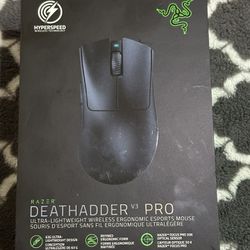 Razer DeathAdder V3 Pro Lightweight Wireless Optical Gaming Mouse with 90 Hour Battery