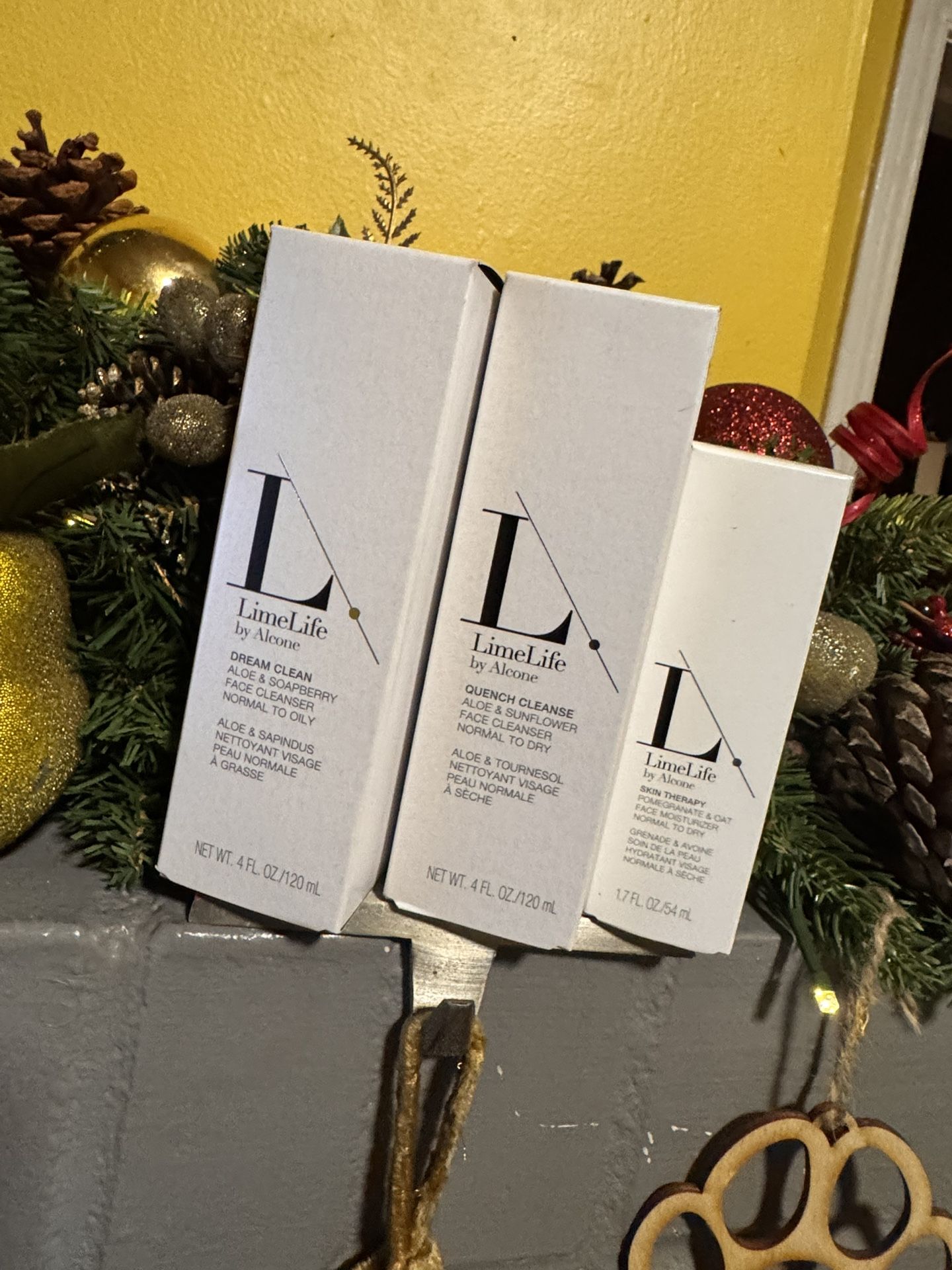 LIMELIFE By Alcone SKIN THERAPY, QUENCH CLEANSE, DREAM  CLEAN & GET GLOWING COSMETIC BAG All Brand New In Box - Skincare  