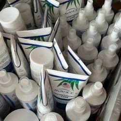 Incontinence Antibacterial Cream And Skin Wash For Elderly People With Aloe Vera , Each For $3