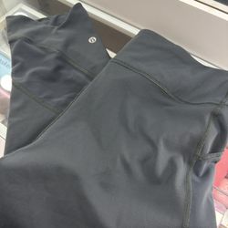 Lululemon Capris 