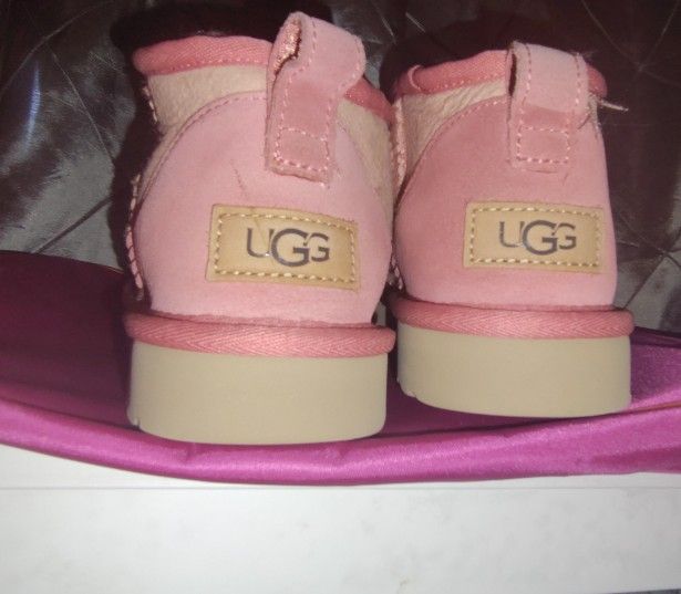 UGG Boot Women's Sz 7