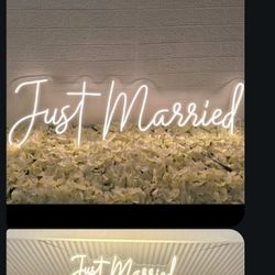 Just Married  Neon Sign