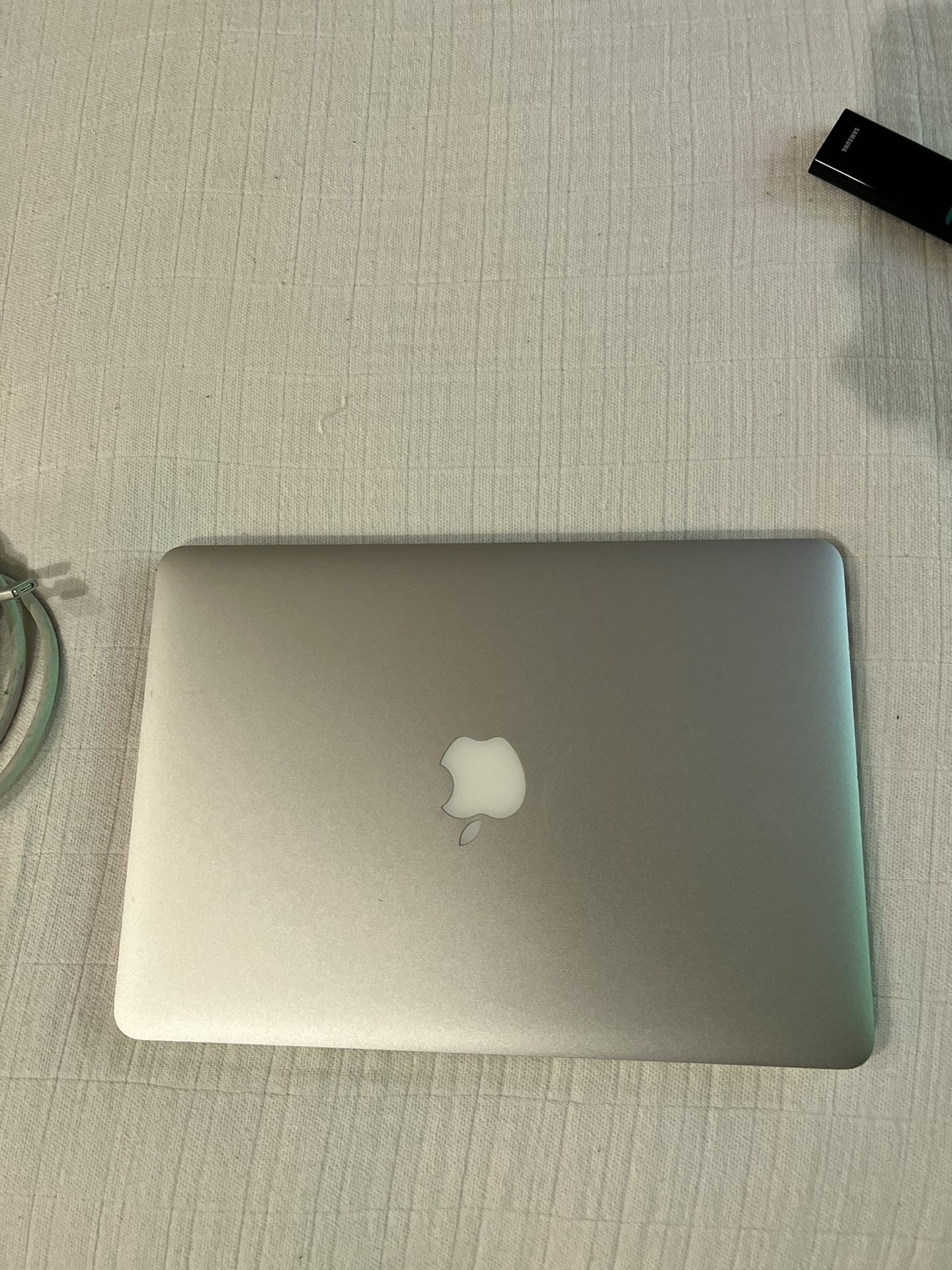 MacBook Pro 13”