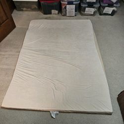 Sinomax memory foam mattress pad or topper. 