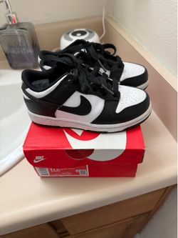 Nike pandas size 10toddler