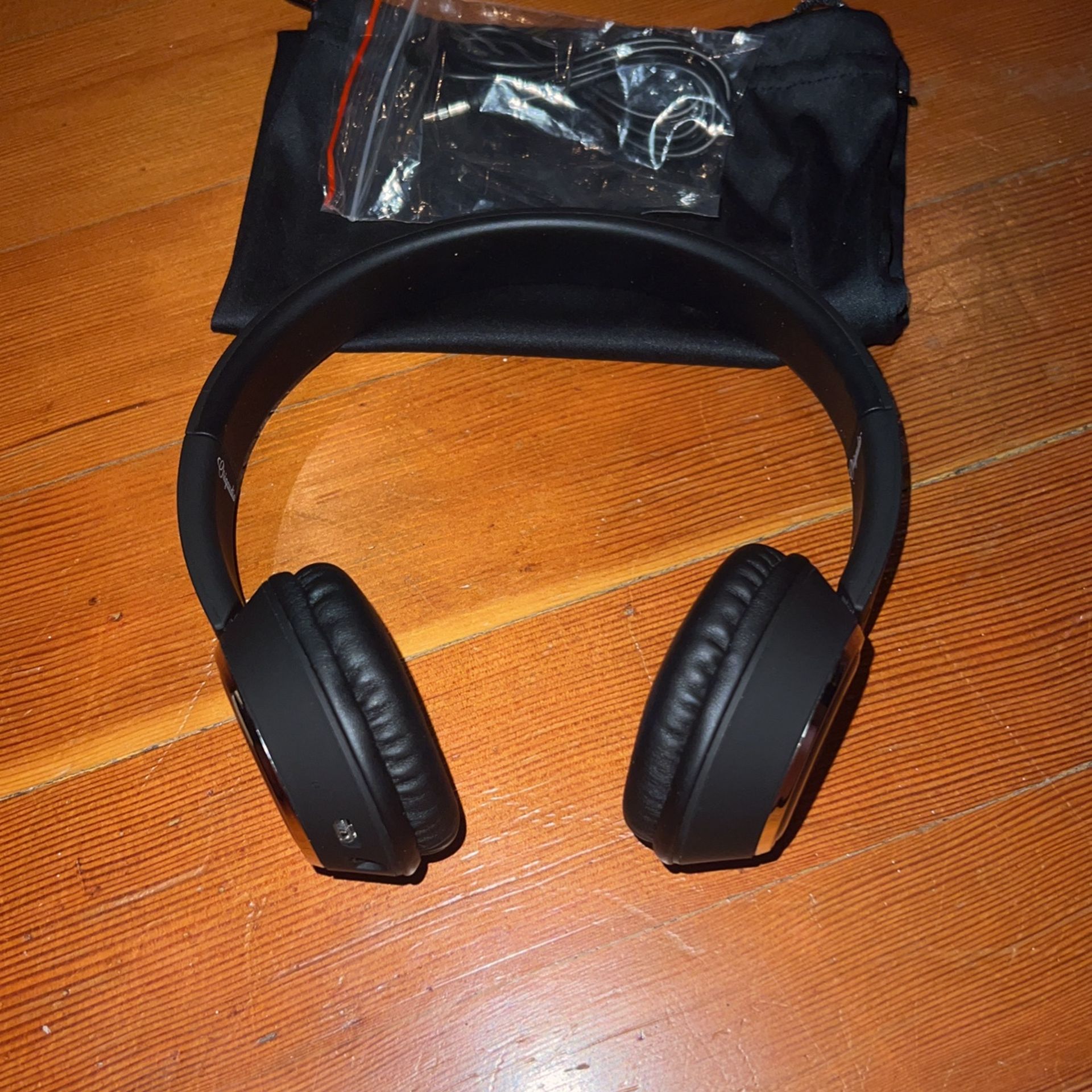 Reebok Wireless Headphones
