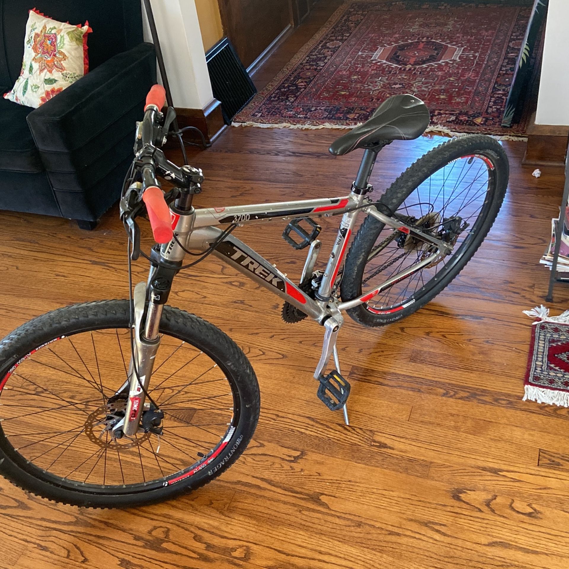 Trek 3700