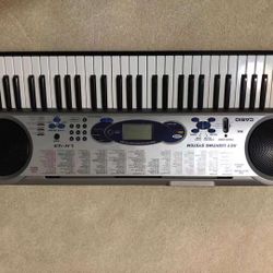 Casio Lk 43 Lighted keyboard 