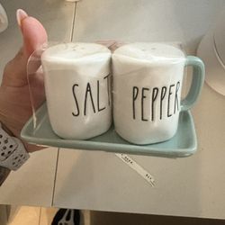Rae Dun Salt And Pepper Shaker 