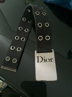 Jewelry : DIOR attachable CHARM(lips gloss inside)