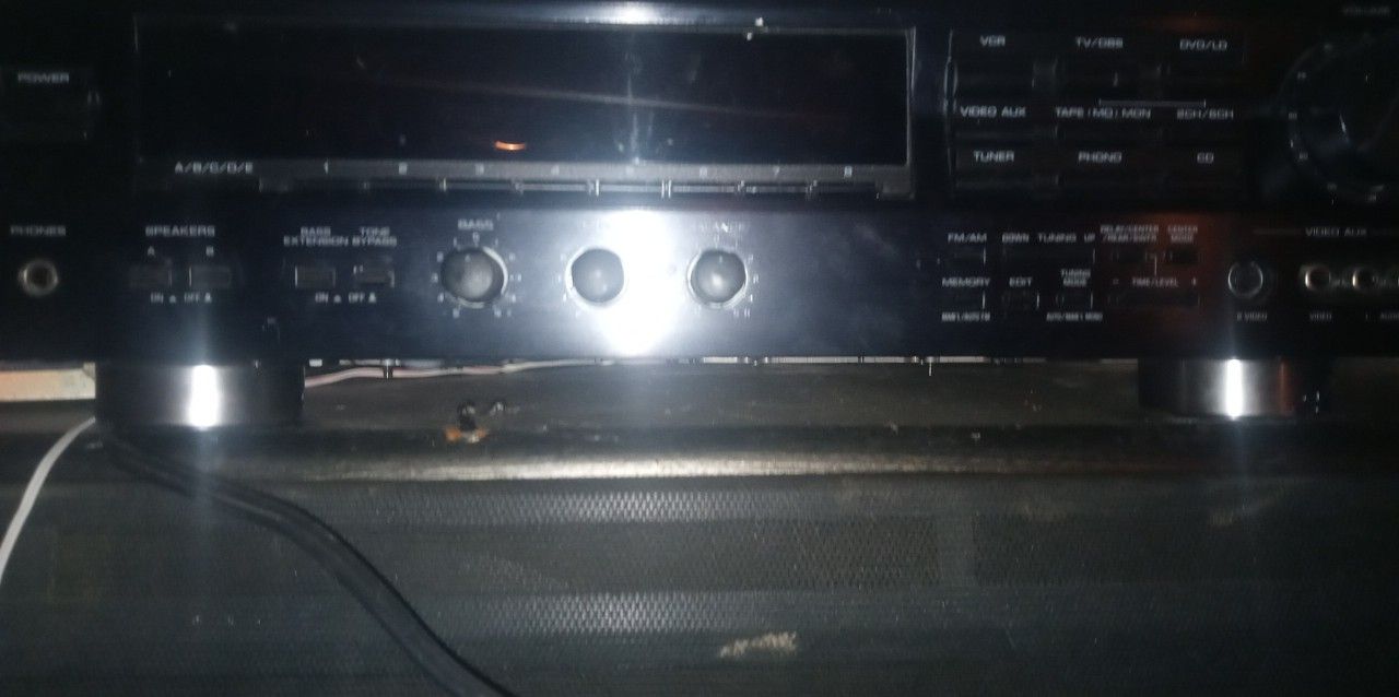 Yamaha Receiver Pioneer Tower Speaker for Sale in Indianapolis, IN