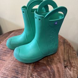 Crocs Kids Size 2j Handle-It Rain Boots - Grass Green