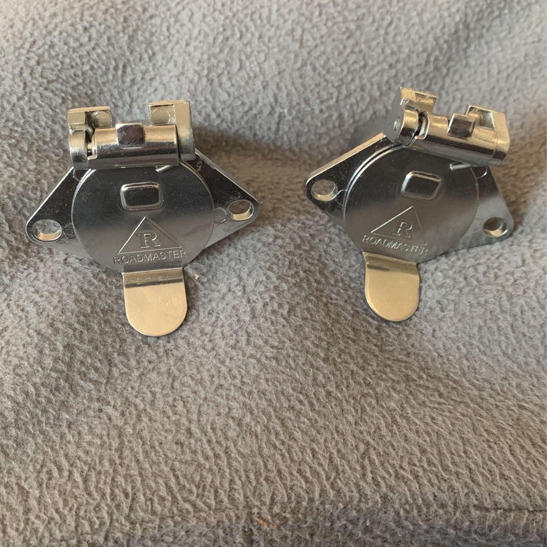 Roadmaster 4 wire Connectors