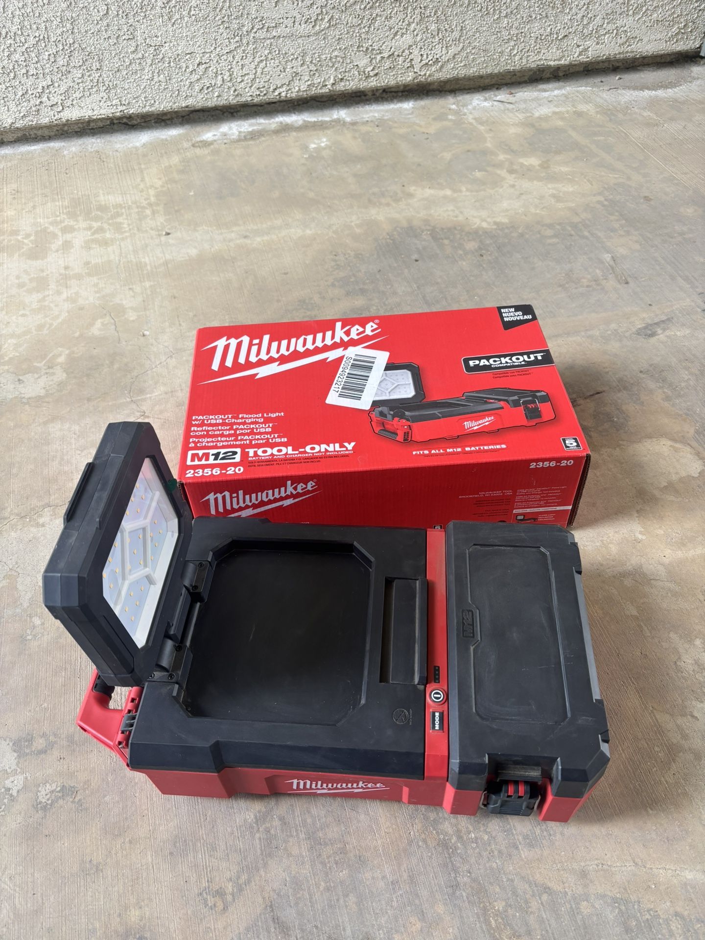 Milwaukee Flood Light 
