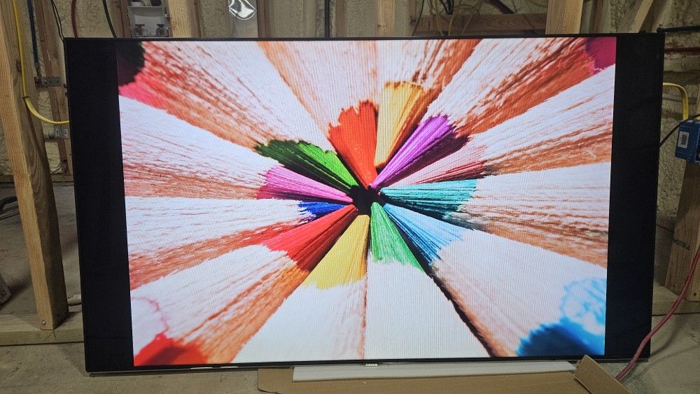 Samsung 55” Smart TV – $120 (OBO)
Works great! Full HD, Smart Hub apps, HDMI/USB, includes remote.