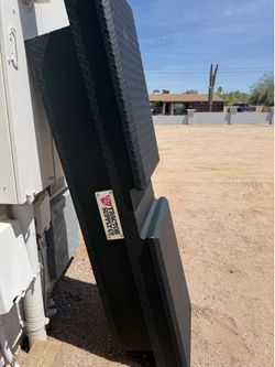 Tractor supply bed toolbox
