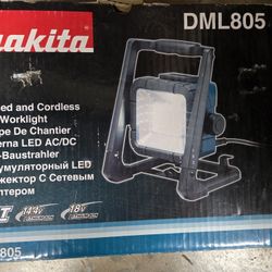 Makita Corded/ Cordless Work Light, Battery Not Included. New In Box. $80 Obo. Cost $120 