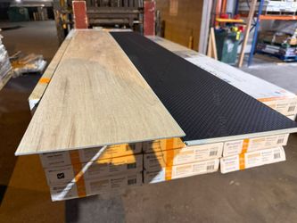 320 SQ FT - Light Natural Oak Vinyl Plank Flooring