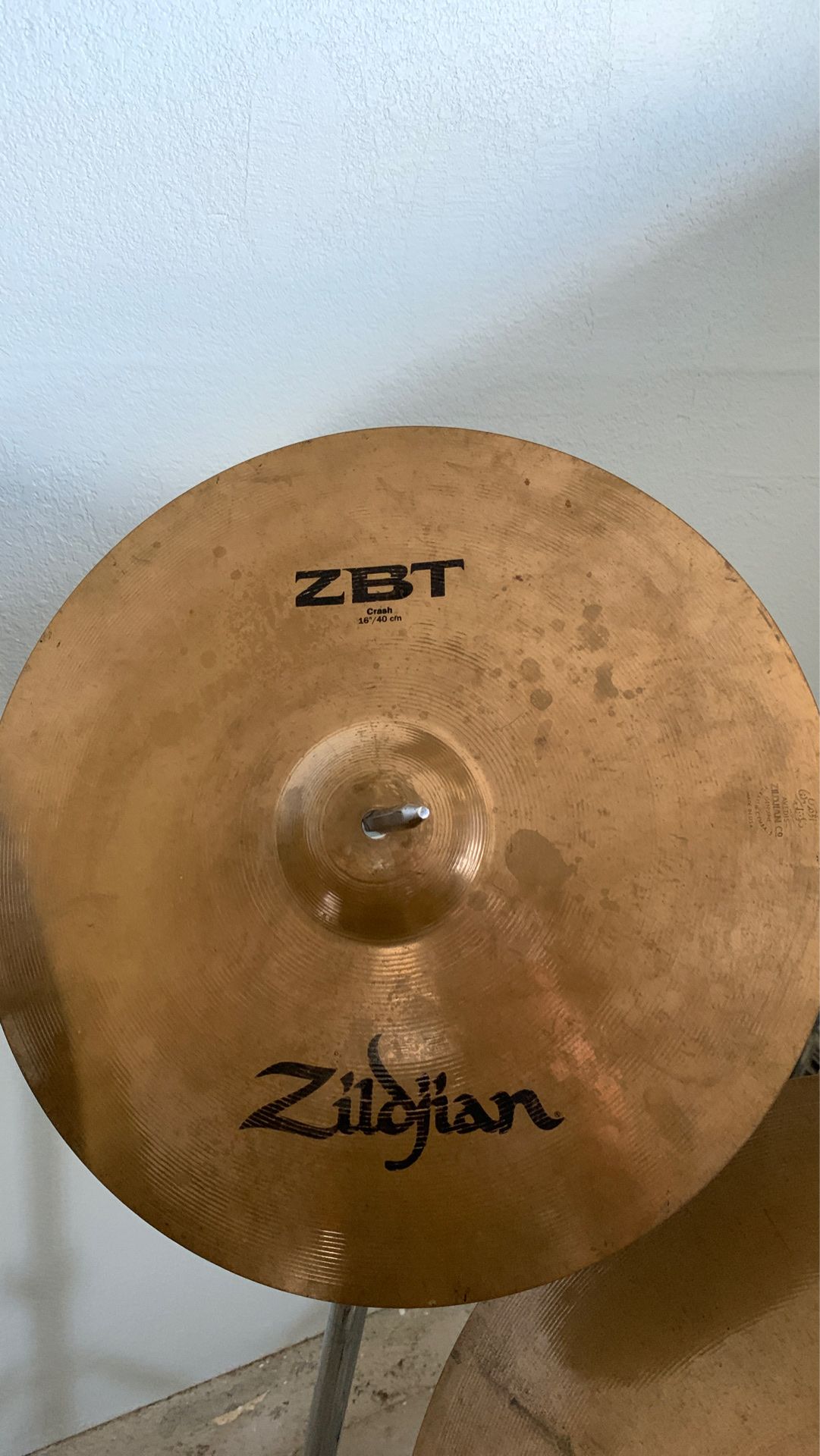 Classic Zildjian ZBT Cymbal Pack with Stands! 250 for Sale in Moreno