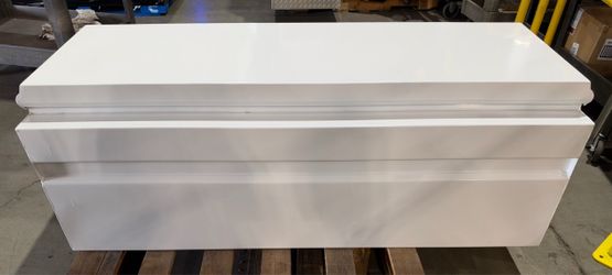 WEATHER GUARD 655-3-01 White Steel Truck Toolbox – Excellent Condition