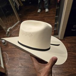Cowboy hat/sombrero size 7