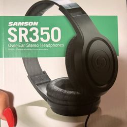 Headphones 