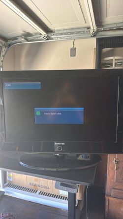 Samsung 32” LCD HDTV – Tested Working