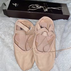 New: Leather Ballet Shoes (5C) 