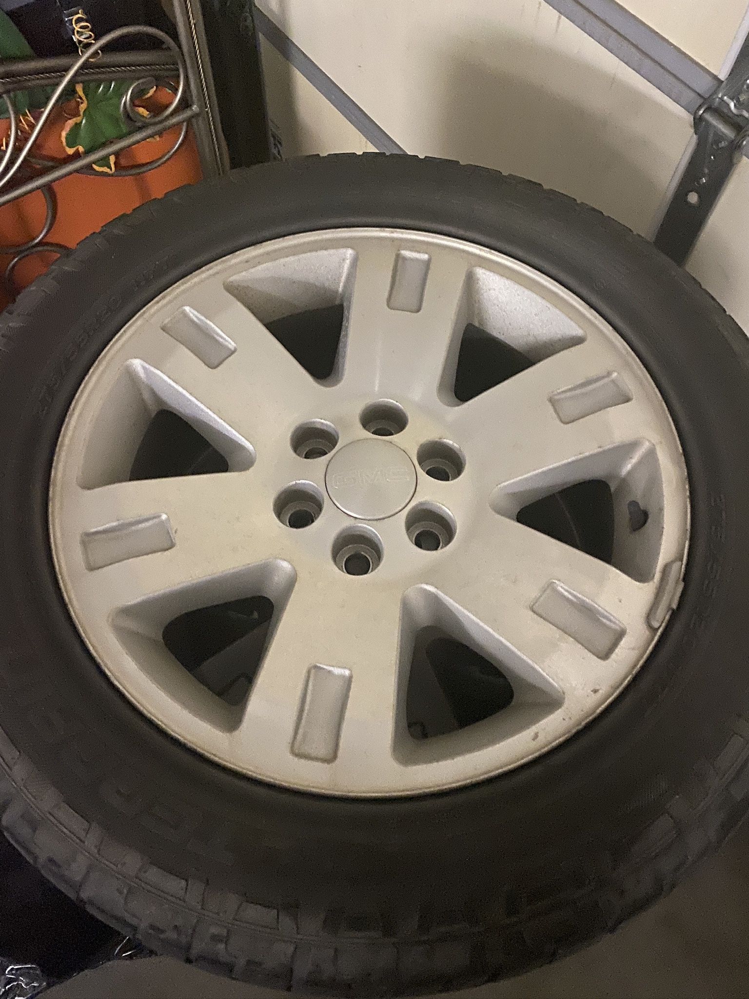 20” 2008 GMC Sierra Rims And Tires