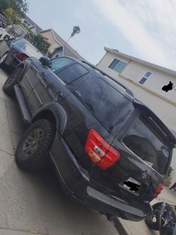 2004 Toyota Sequoia