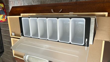 Ice-cooler condiment holder