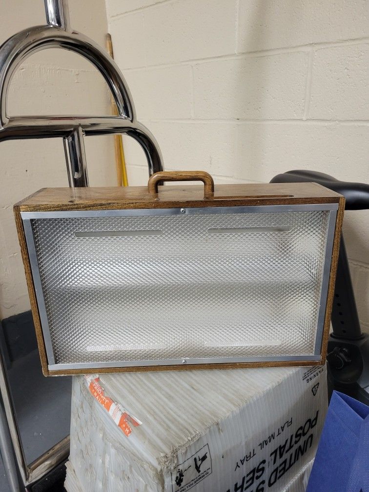 Vintage Portable Box Lamp