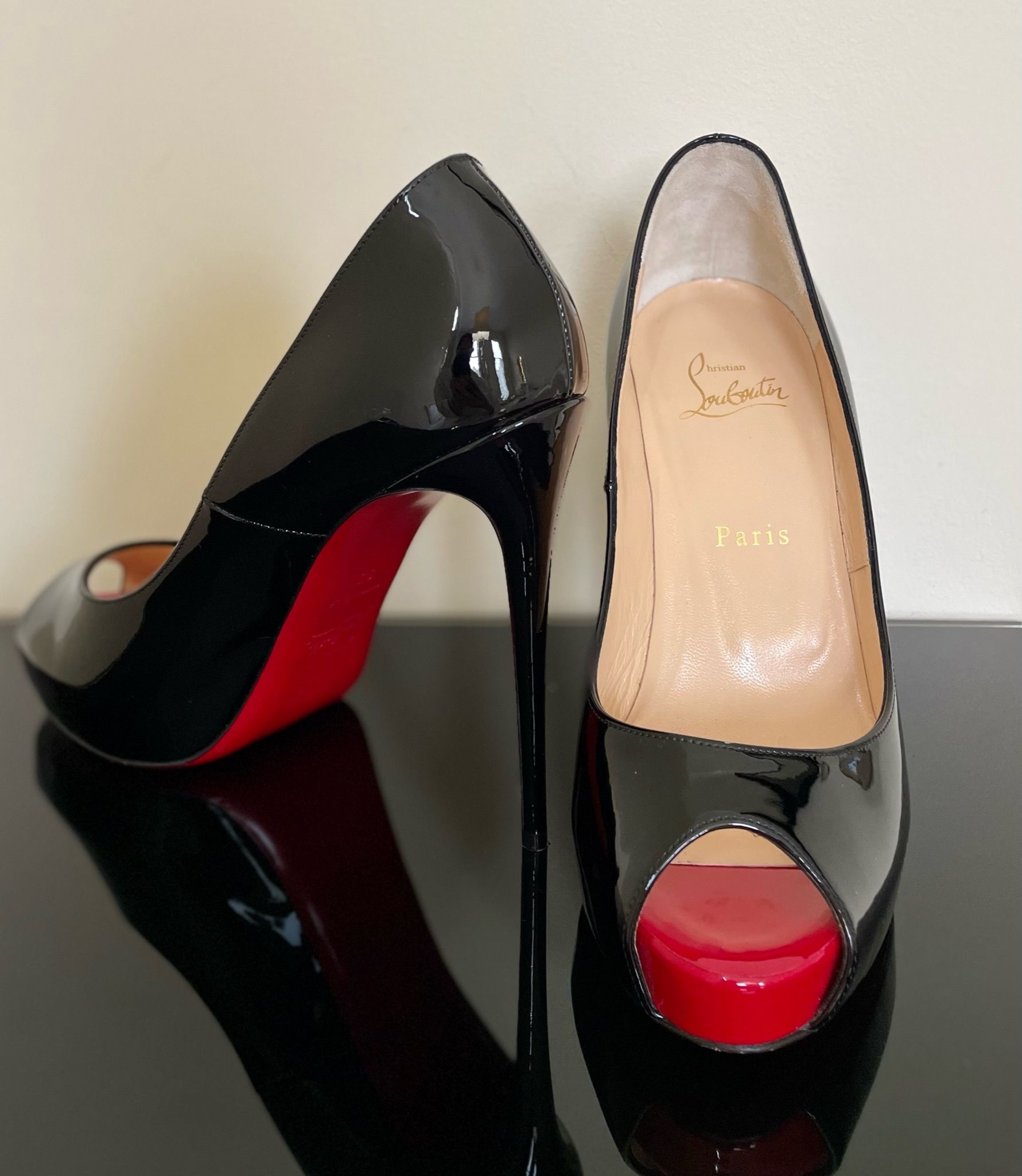 New Very Privé Open Toe Pumps Christian Louboutin