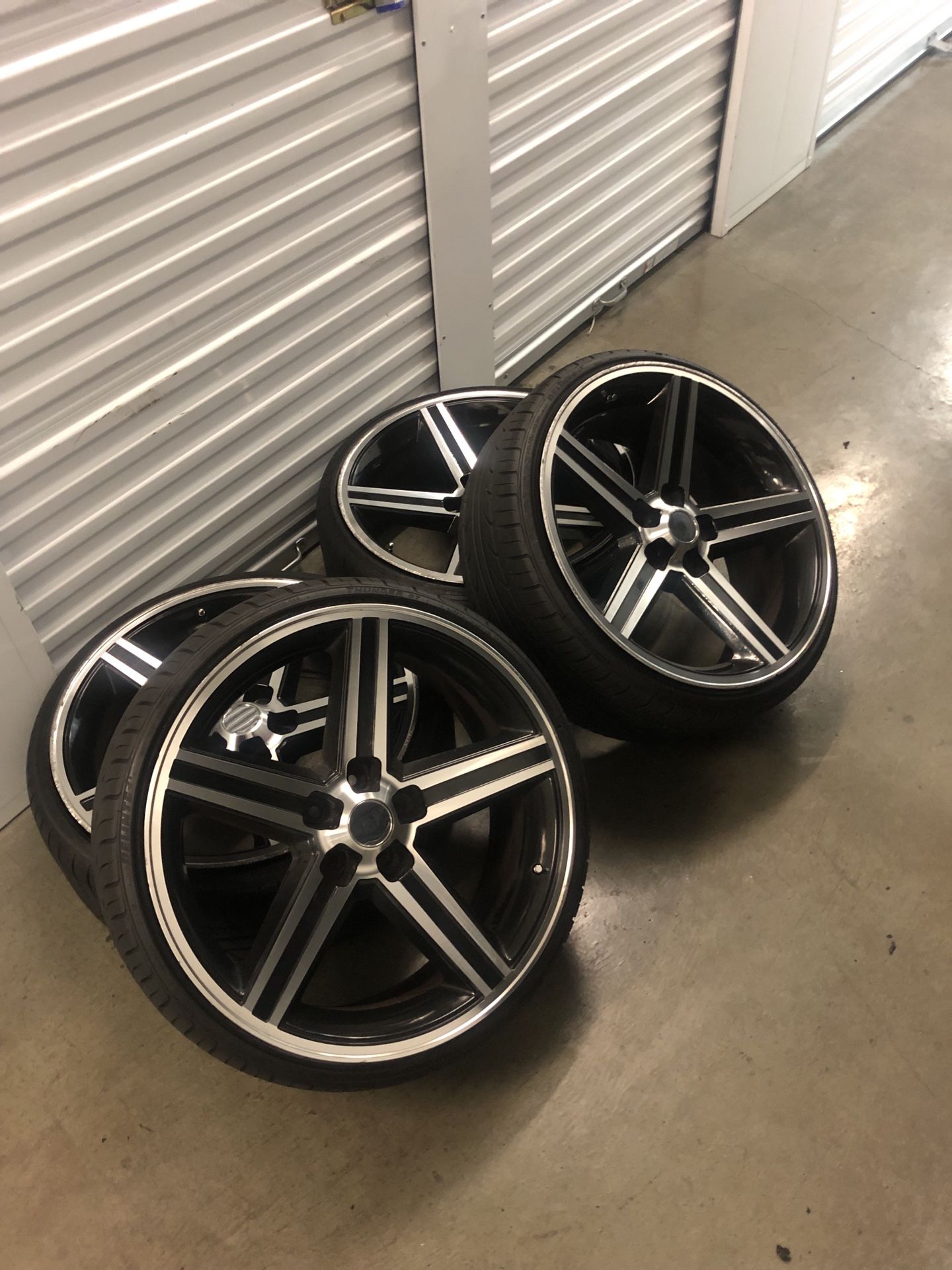 Irocs iroks irocs irocz rines wheels rims tires 22