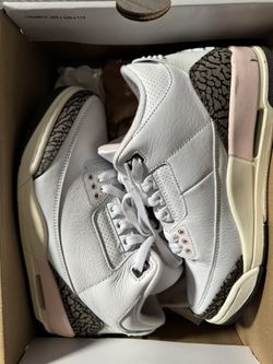 WMNS JORDAN 3 RETRO