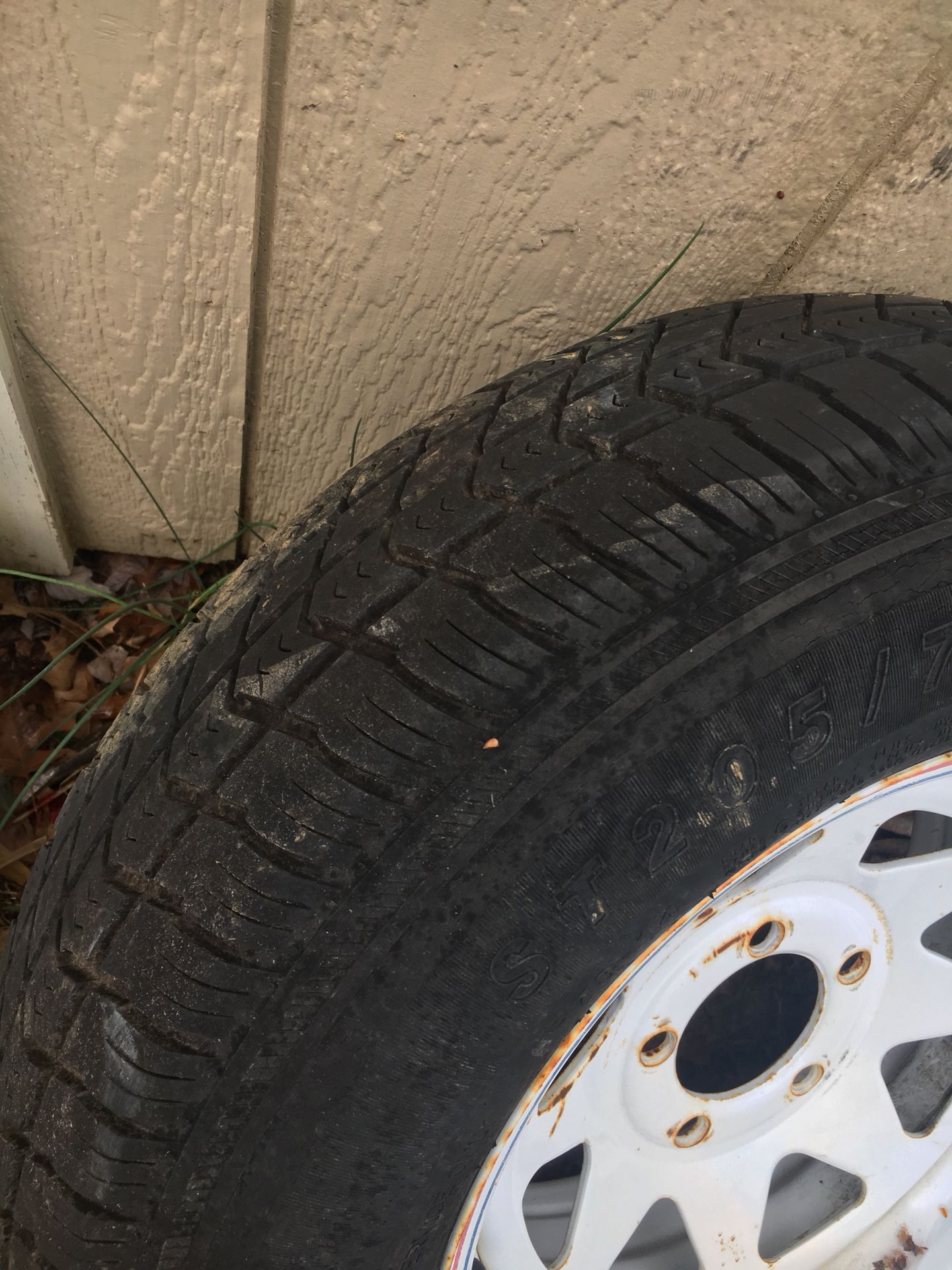 Rim for trailer 14 with tire