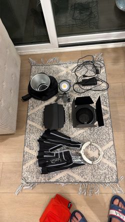 COB LED Video Light with Reflector and Barn Doors - Like New